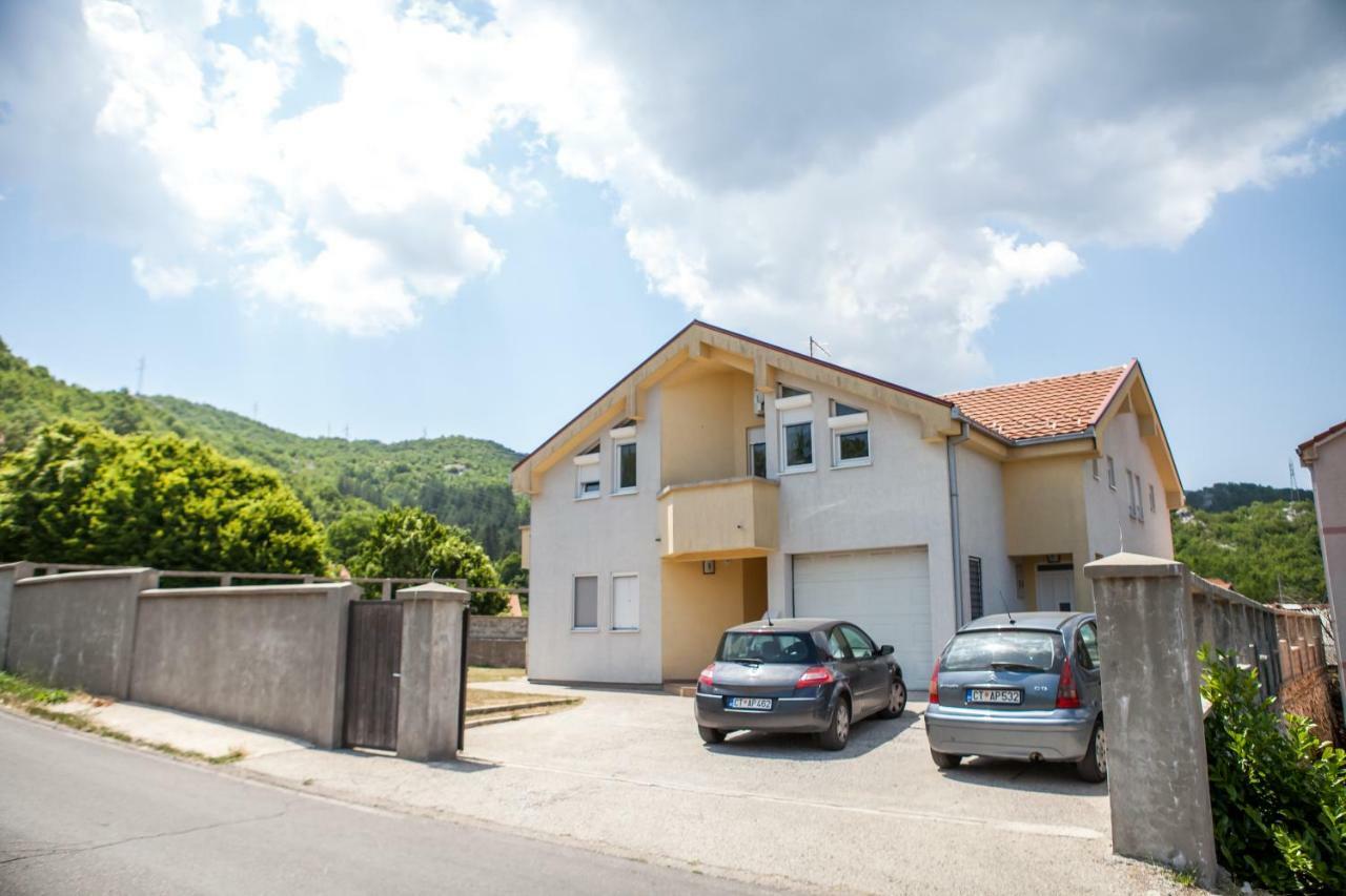סטינג'ה Ana Apartments מראה חיצוני תמונה